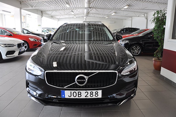 Volvo V90 3 of 5