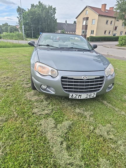 Chrysler Sebring 3 of 4