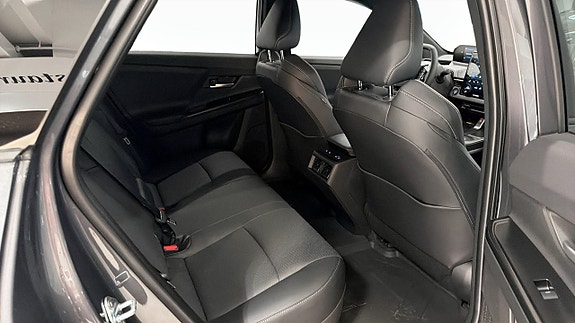 Subaru E-Outback 5 of 5