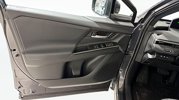 Subaru E-Outback 11 of 12