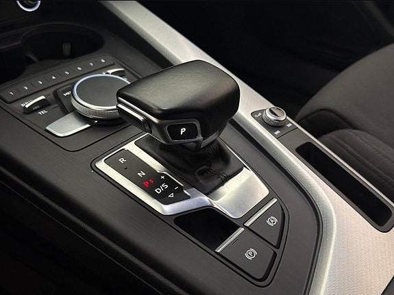Audi A4 7 of 11