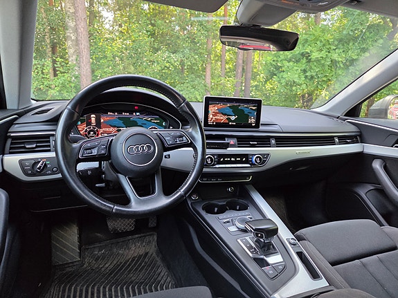 Audi A4 5 of 11
