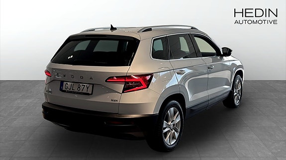 Skoda Karoq 2 of 9