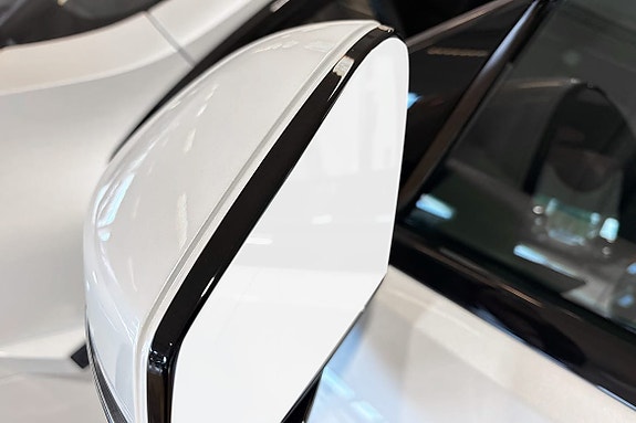 Polestar 4 27 of 30