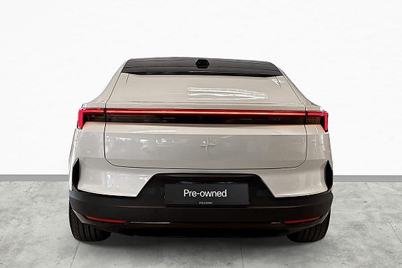 Polestar 4 5 of 30