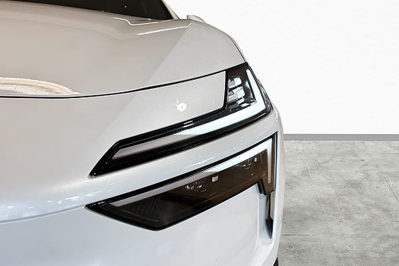 Polestar 4 26 of 30