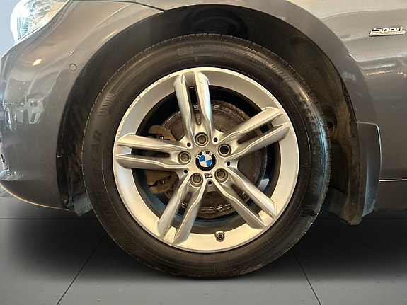 BMW 220d 14 of 20