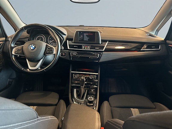 BMW 220d 8 of 20
