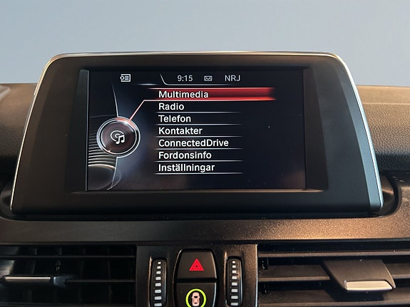 BMW 220d 11 of 20