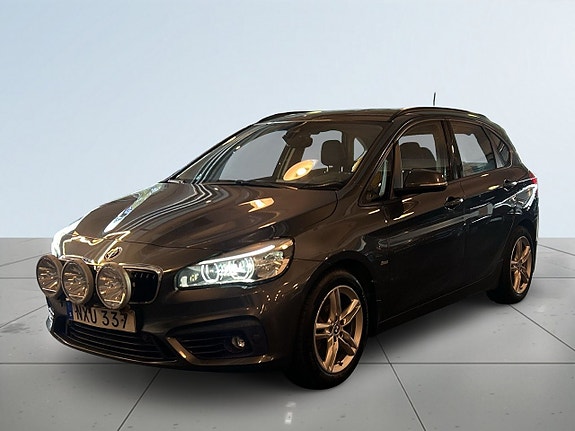 BMW 220d 16 of 20
