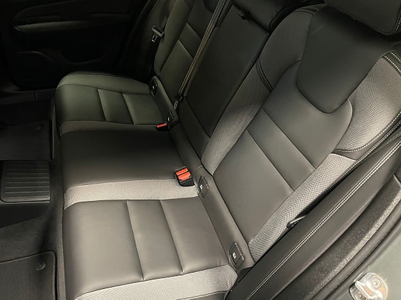 Volvo V60 5 of 5