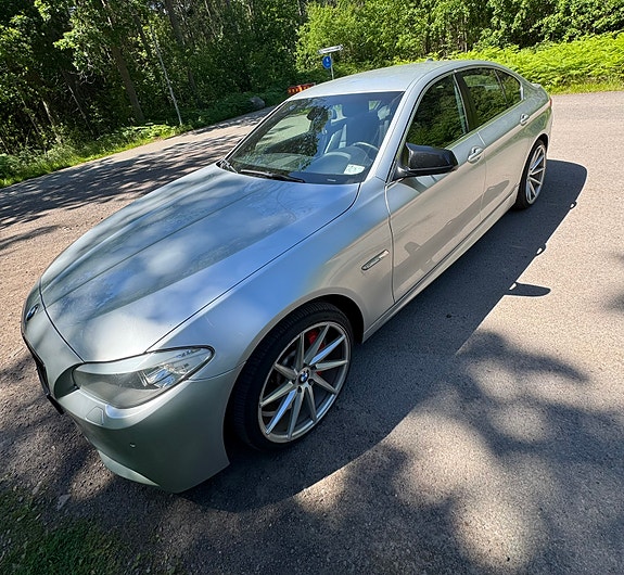 BMW 525d 8 of 8