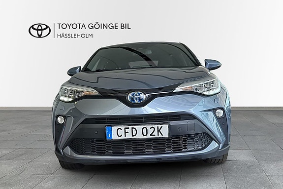 Toyota C-HR 5 of 15