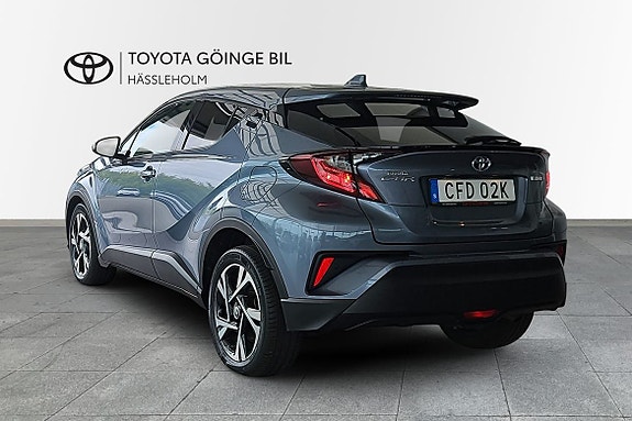 Toyota C-HR 3 of 15