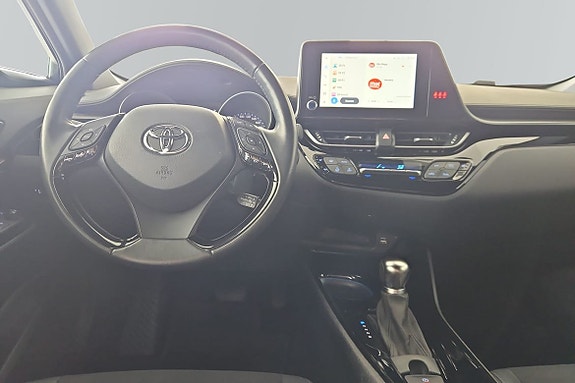 Toyota C-HR 6 of 15