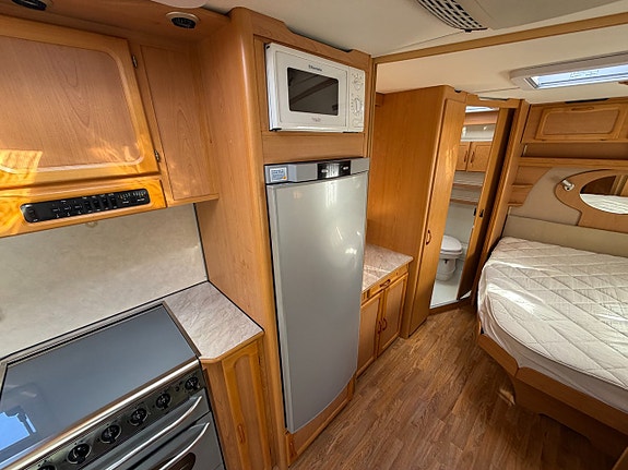 Kabe ROYAL 780 GXL KS Dubbelbädd 21 of 28