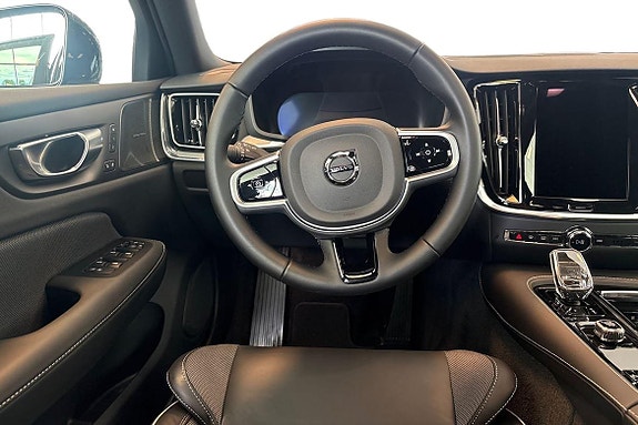 Volvo V60 11 of 24
