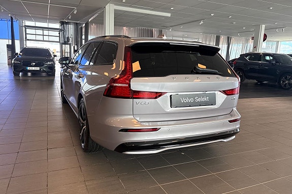 Volvo V60 21 of 24