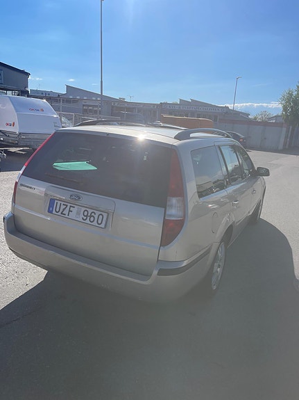 Ford Mondeo 3 of 5
