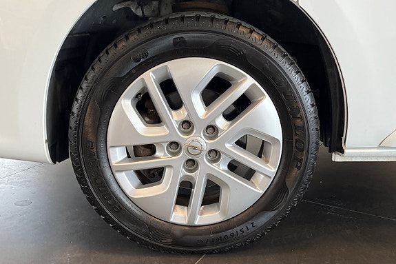 Opel Vivaro 13 of 27