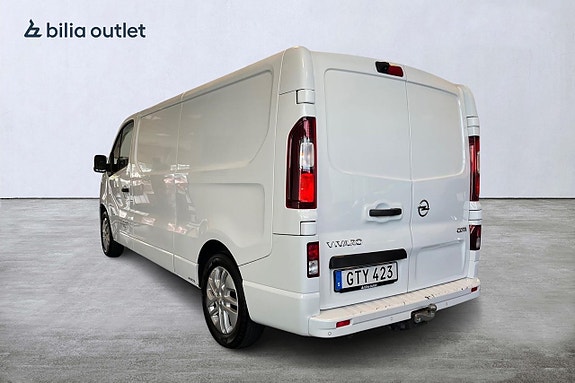 Opel Vivaro 4 of 5