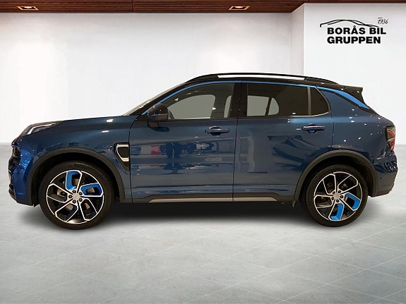 Lynk & Co 01 3 of 14