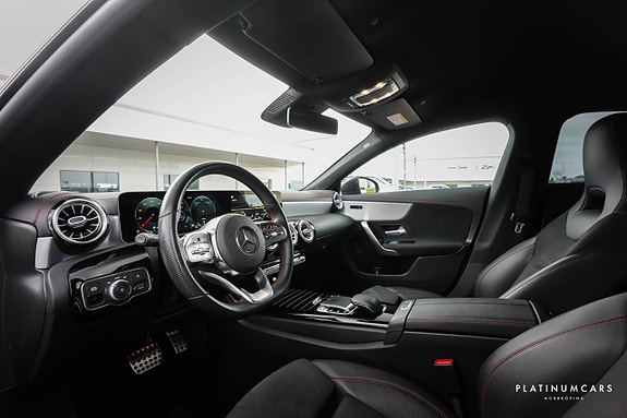 Mercedes-Benz CLA180 5 of 5