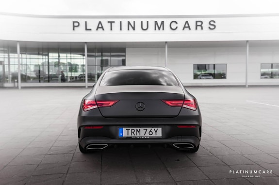 Mercedes-Benz CLA180 4 of 5