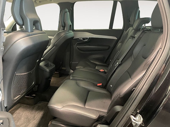 Volvo XC90 9 of 18
