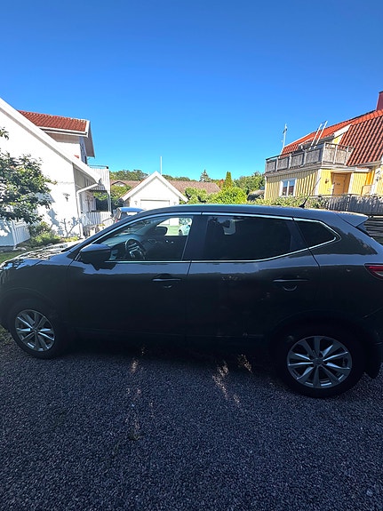 Nissan Qashqai 4 of 5