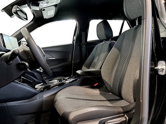 Peugeot 2008 4 of 5
