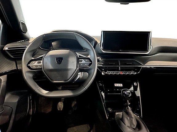 Peugeot 2008 6 of 15