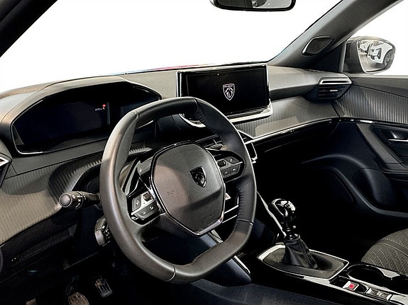 Peugeot 2008 5 of 5
