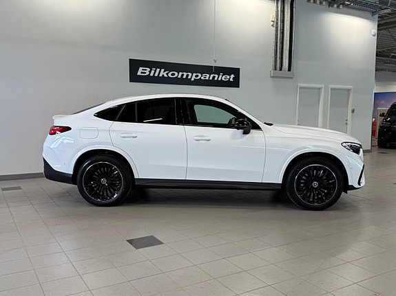 Mercedes-Benz GLC300 de 2 of 5