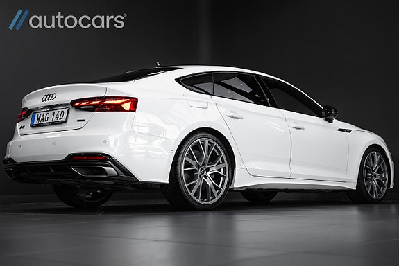 Audi A5 3 of 30