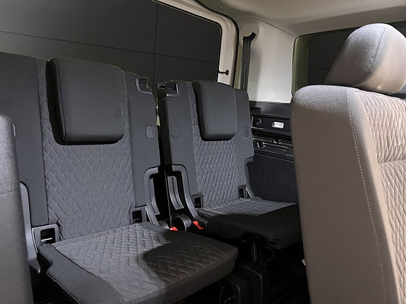 Volkswagen Caddy 24 of 30