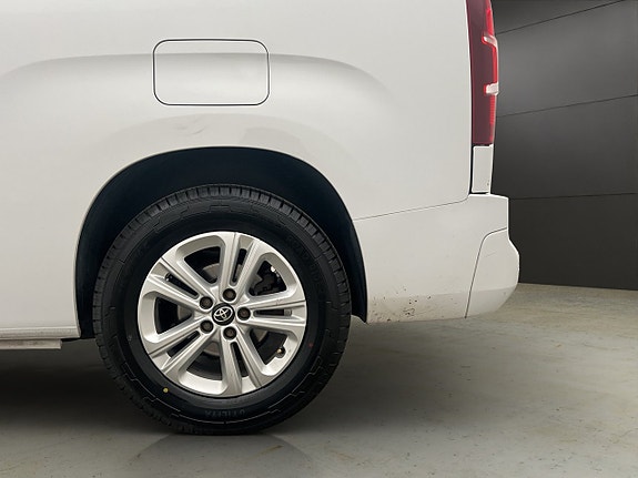 Toyota Proace City 30 of 30