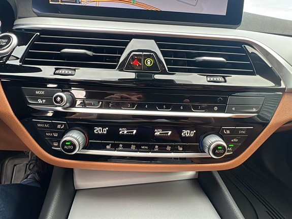 BMW 530e 13 of 20