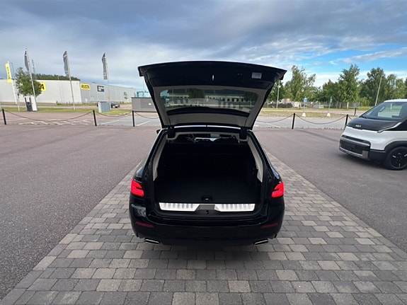 BMW 530e 14 of 20