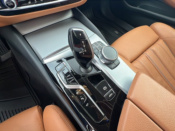 BMW 530e 12 of 20