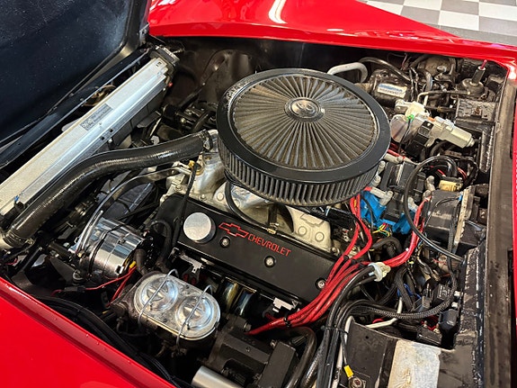 Chevrolet Corvette 24 of 30