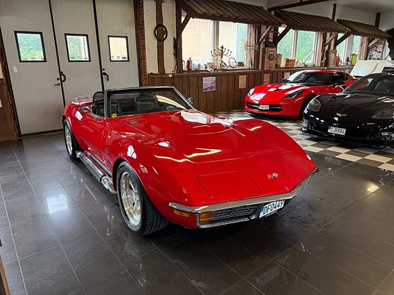 Chevrolet Corvette 16 of 30