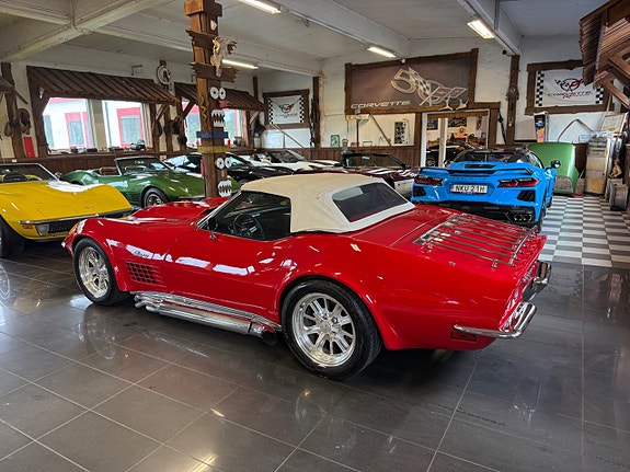Chevrolet Corvette 20 of 30