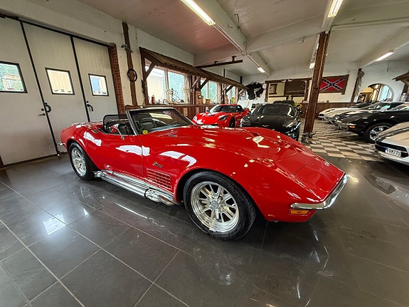 Chevrolet Corvette 15 of 30