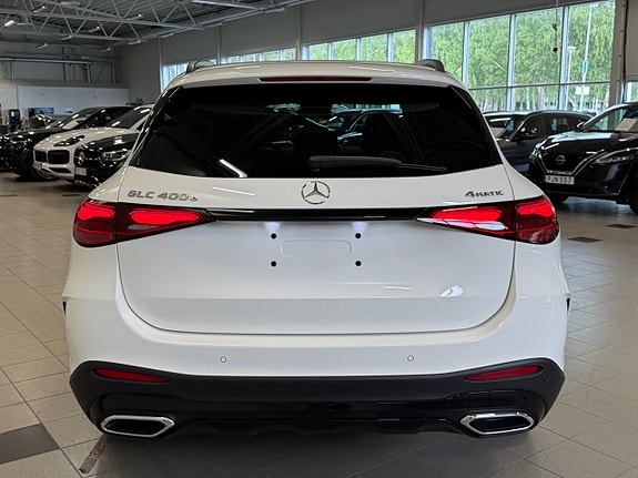 Mercedes-Benz GLC400 e 4 of 5