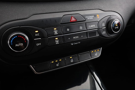 Kia Sorento 24 of 30