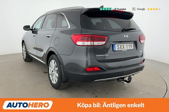 Kia Sorento 3 of 5