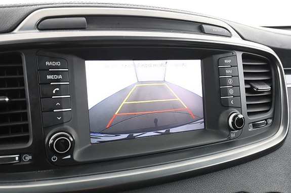 Kia Sorento 23 of 30