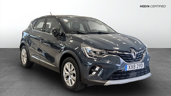 Renault Captur 3 of 5