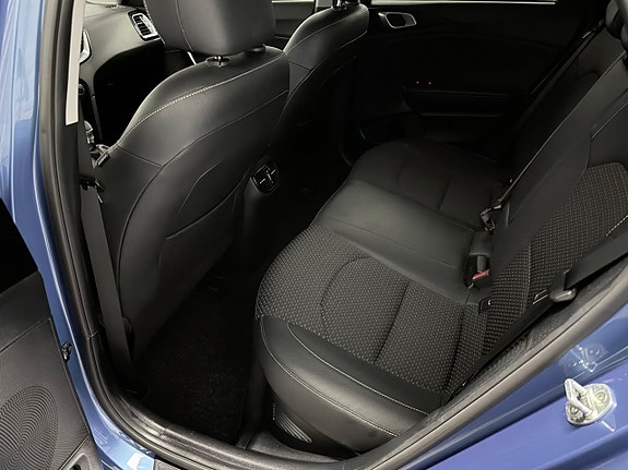 Kia Ceed 10 of 16
